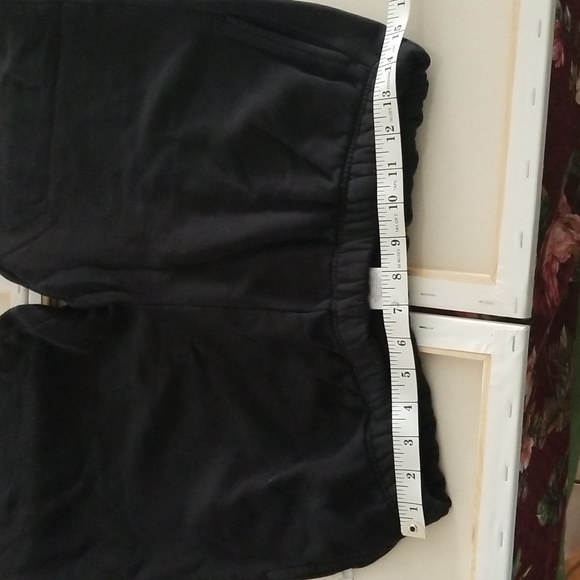 Black sweats/leggings - Very comfortable - Great to chill in - Picture 7 of 8